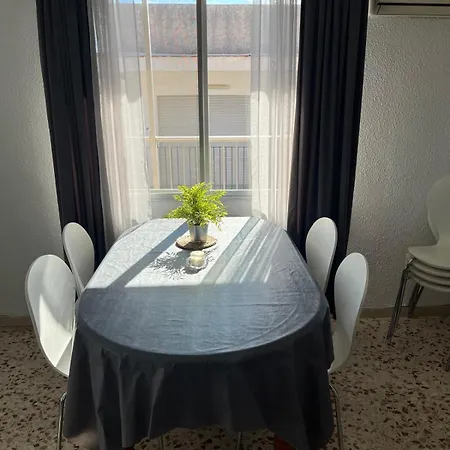 Apartment Calle Rojales 13